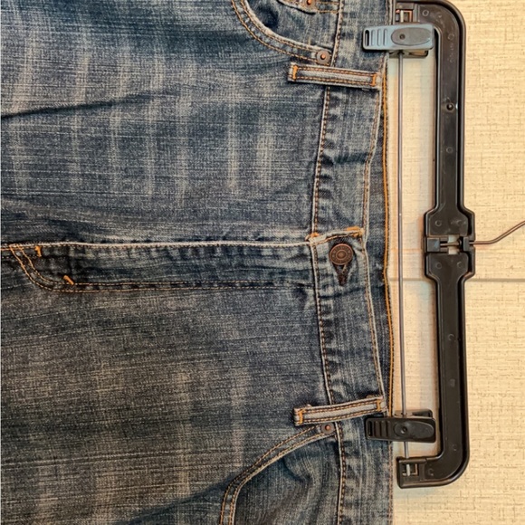 Men’s Levi Jeans - Picture 6 of 7